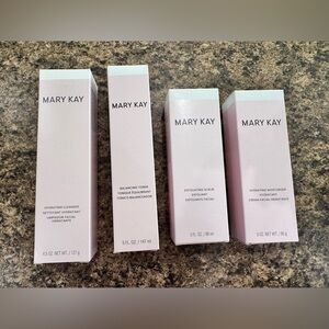 Mary Kay Skincare Hydrating Regimen Set